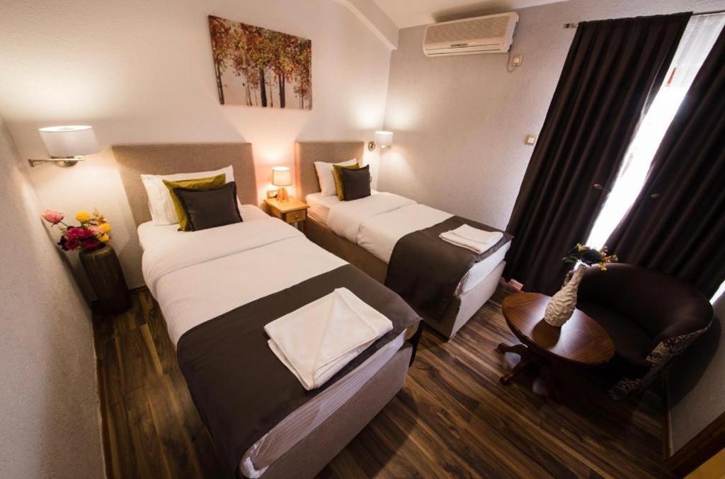 Hotel Ideall Podgorica Eksteriør billede
