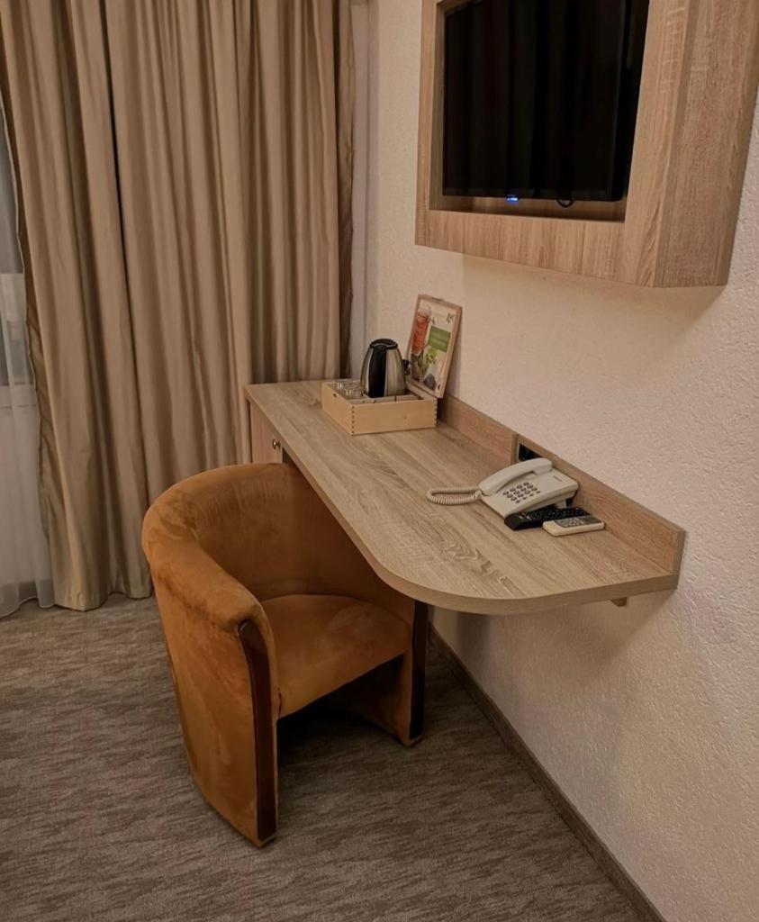 Hotel Ideall Podgorica Eksteriør billede