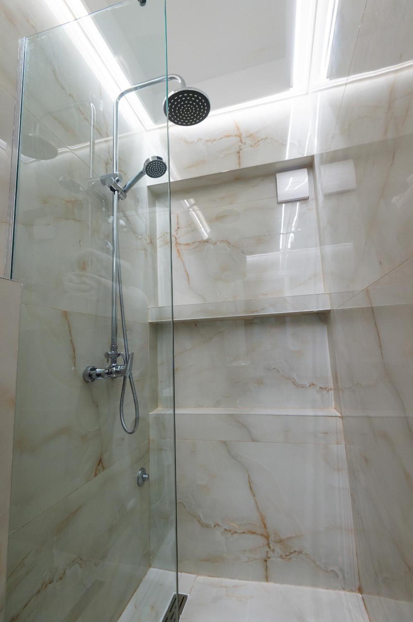Hotel Ideall Podgorica Eksteriør billede