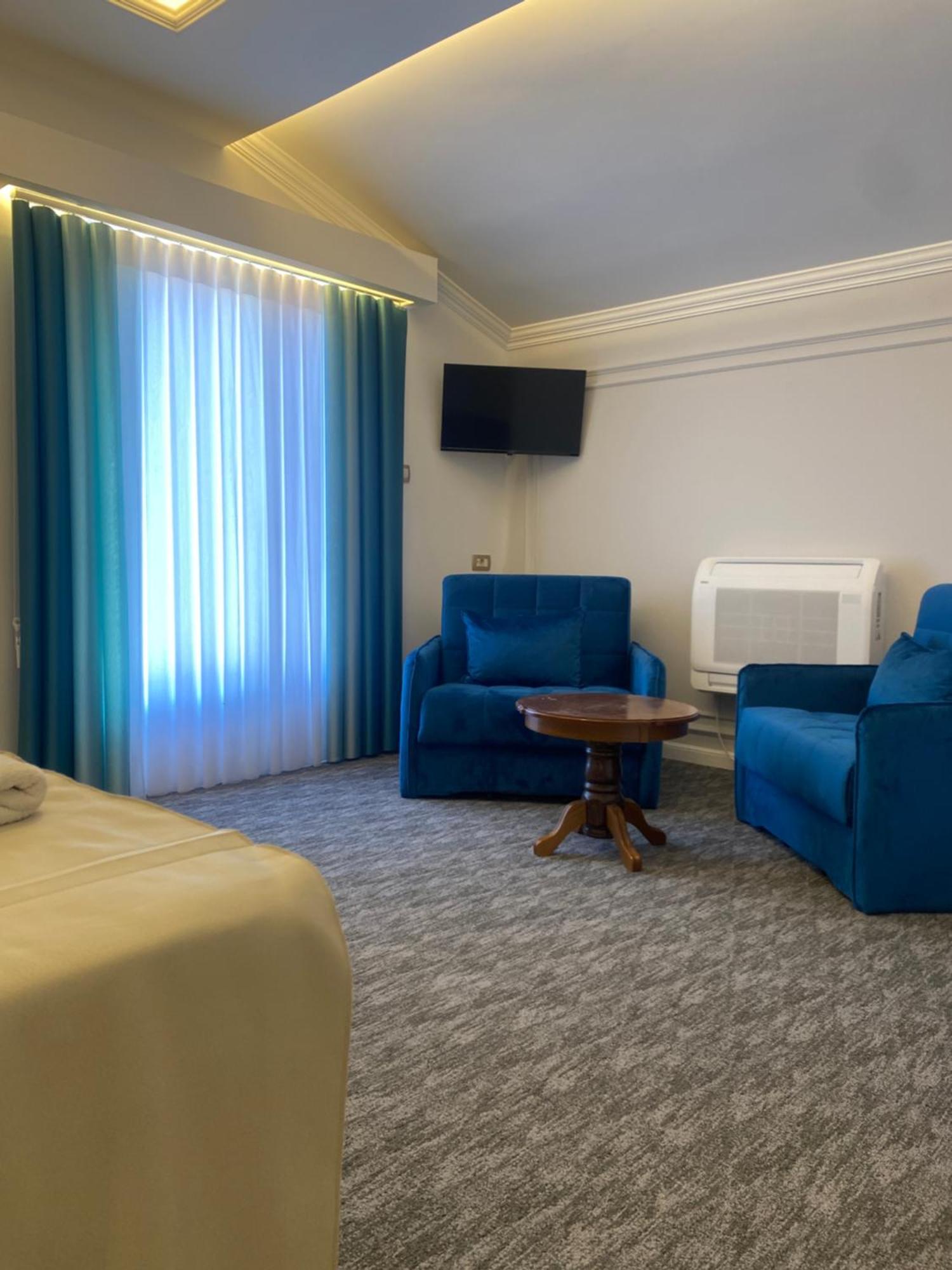 Hotel Ideall Podgorica Værelse billede